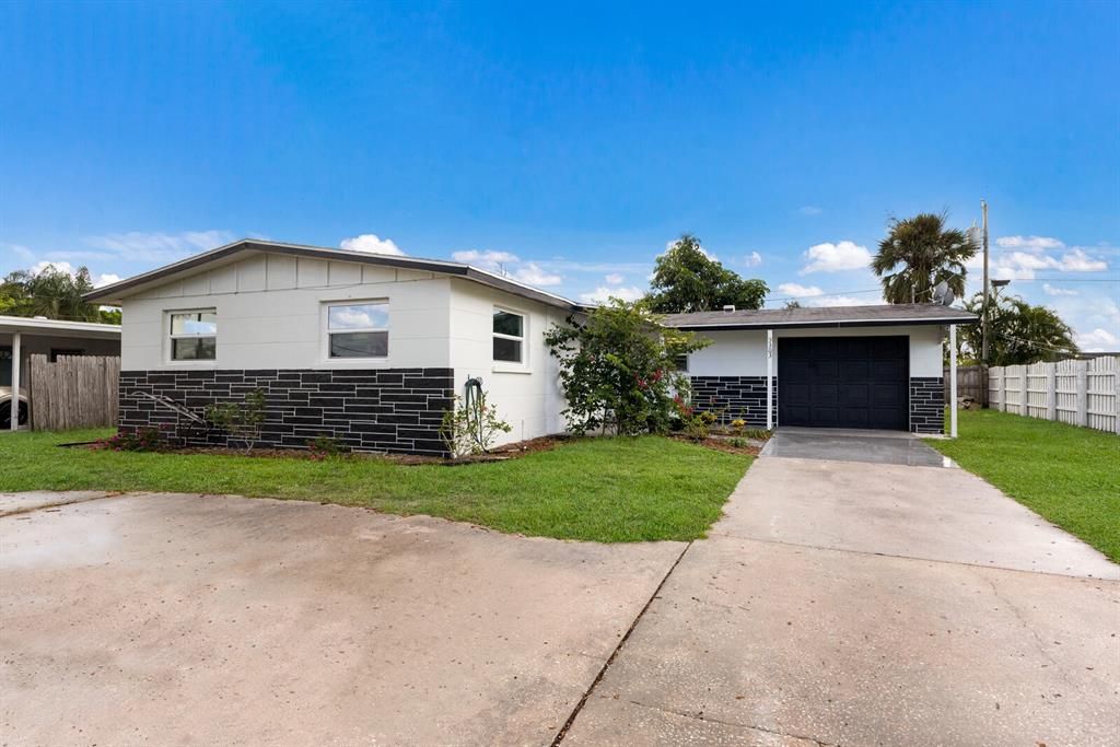 5303 40TH AVENUE W, Bradenton, FL 34209