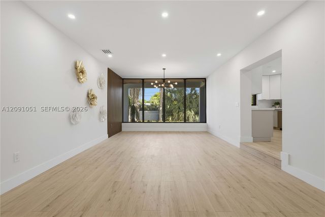 4280 NW 12th St, Coconut Creek, FL 33066