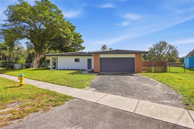 4280 NW 12th St, Coconut Creek, FL 33066
