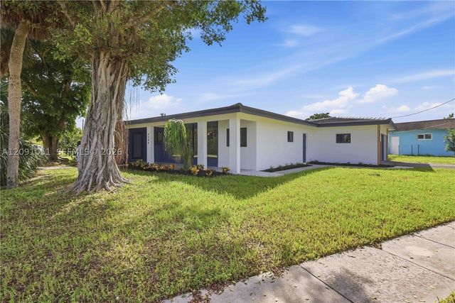 4280 NW 12th St, Coconut Creek, FL 33066