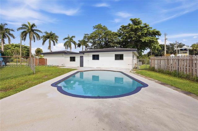 4280 NW 12th St, Coconut Creek, FL 33066