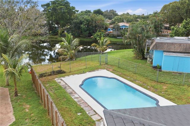 4280 NW 12th St, Coconut Creek, FL 33066