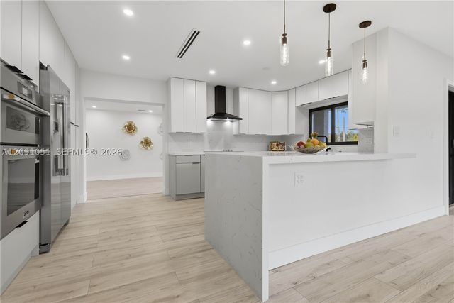 4280 NW 12th St, Coconut Creek, FL 33066