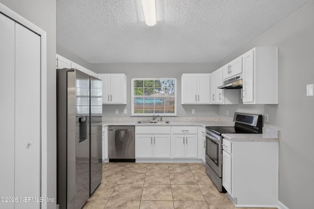 1108 HIDDEN COVE Circle S, Jacksonville, FL 32233