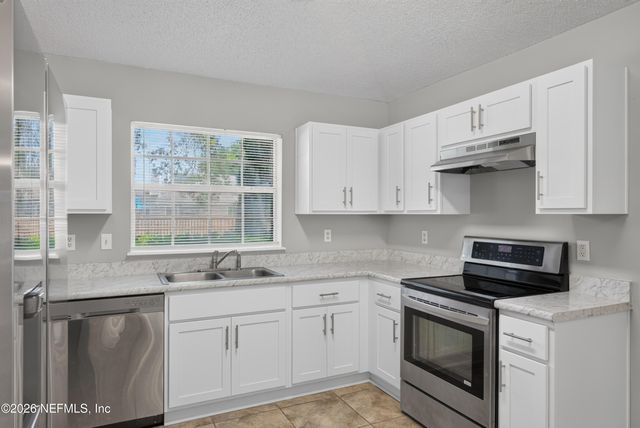 1108 HIDDEN COVE Circle S, Jacksonville, FL 32233