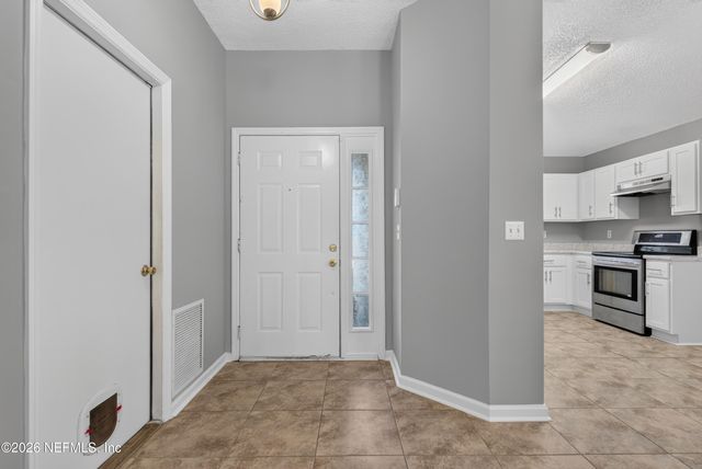 1108 HIDDEN COVE Circle S, Jacksonville, FL 32233