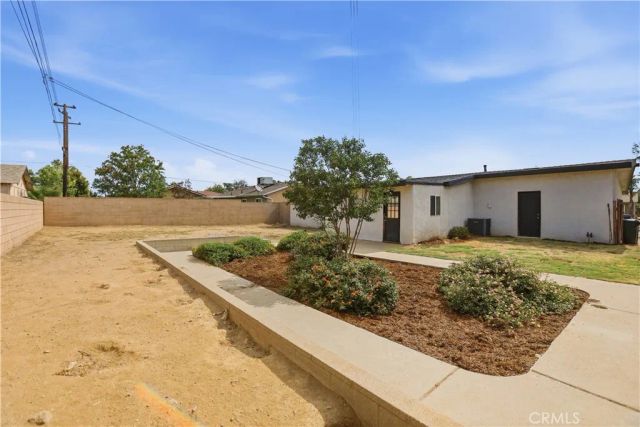 1520 S San Dimas, Bloomington, CA 92316