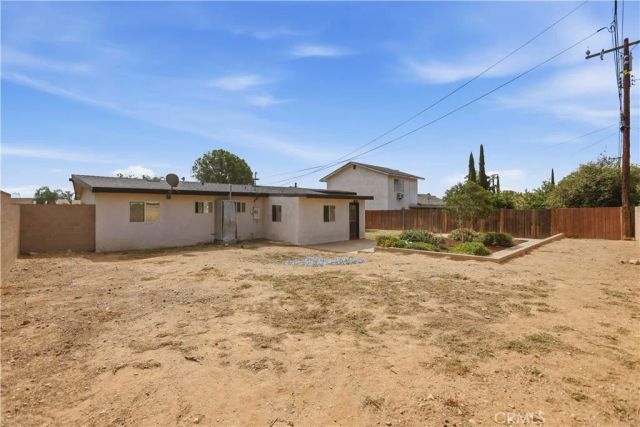 1520 S San Dimas, Bloomington, CA 92316