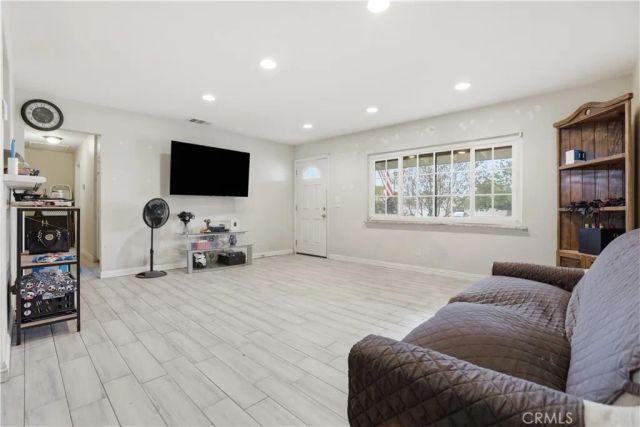 1520 S San Dimas, Bloomington, CA 92316