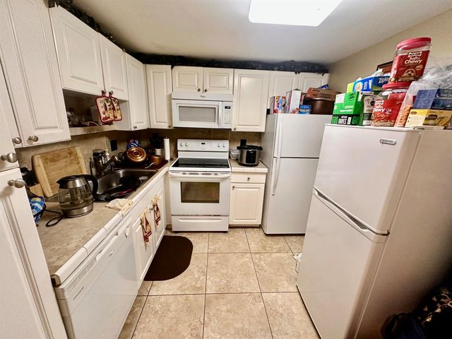 1505 CRESCENT Circle A12, Lake Park, FL 33403