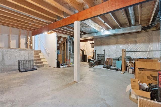 1077 Bonnieview Drive, Woodbury, MN 55129