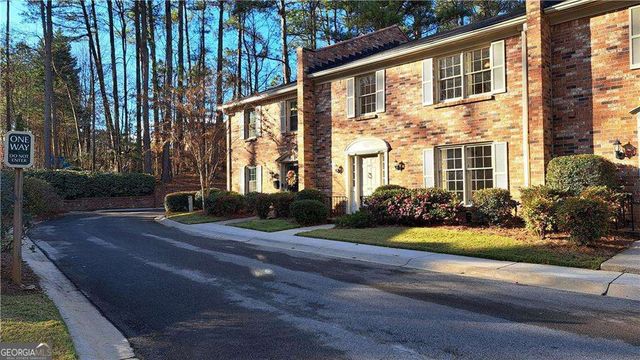 2376 Leafgate Road, Decatur, GA 30033