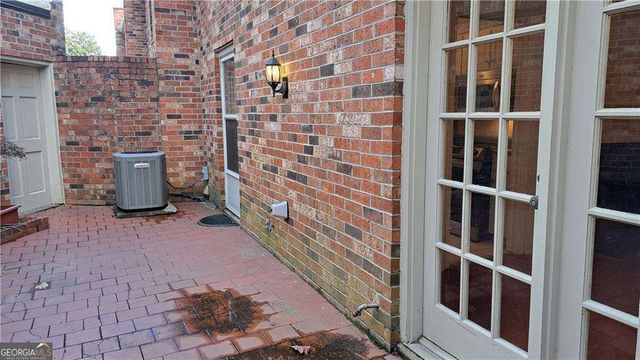 2376 Leafgate Road, Decatur, GA 30033