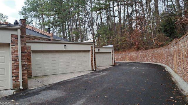 2376 Leafgate Road, Decatur, GA 30033