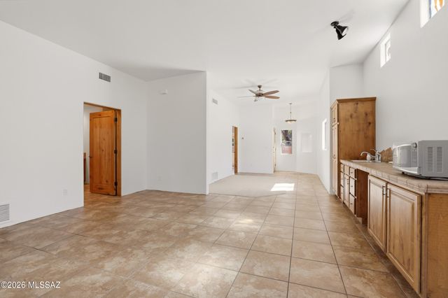 471 W Coyote Moon Place, Oro Valley, AZ 85755