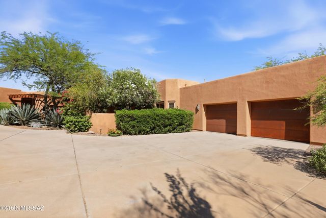 471 W Coyote Moon Place, Oro Valley, AZ 85755