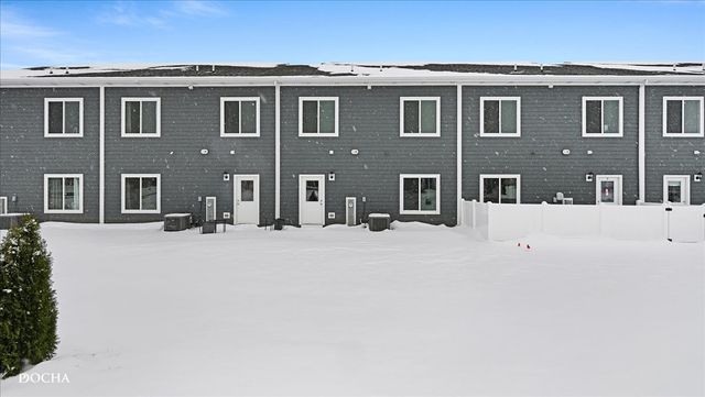 1238 Gillespie Lane, Yorkville, IL 60560