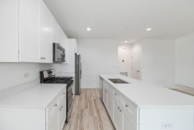 1238 Gillespie Lane, Yorkville, IL 60560