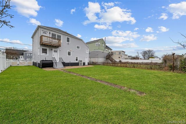 78 Layton Street, Freeport, NY 11520