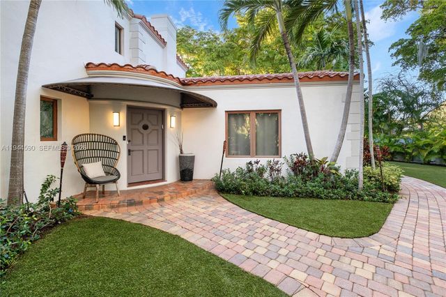 320 W 26th St, Miami Beach, FL 33140