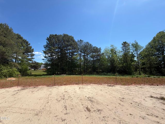 77 Charred Oak Court, Lillington, NC 27546