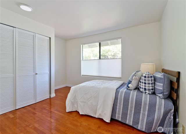 12015 NE 161st St, Bothell, WA 98011