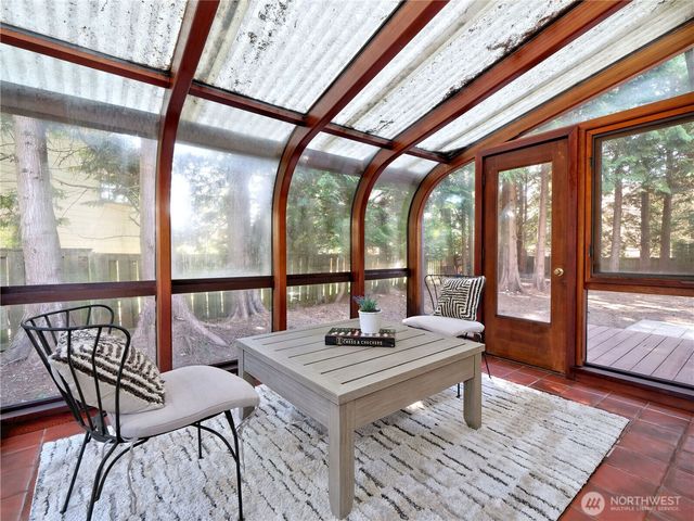 12015 NE 161st St, Bothell, WA 98011