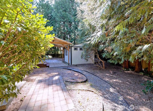 12015 NE 161st St, Bothell, WA 98011