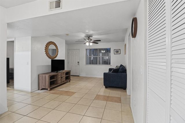 2360 SW ARCHER ROAD 707, Gainesville, FL 32608