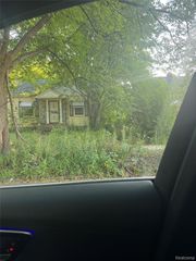 20074 Annott Street, Detroit, MI 48205