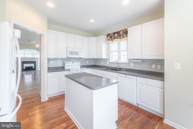 6845 SADDLE RUN WAY, Gainesville, VA 20155