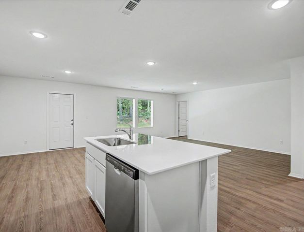 205 Bighorn Trail, Maumelle, AR 72113