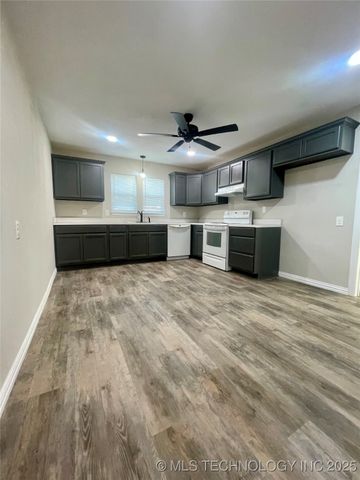 610 S 13th, Durant, OK 74701