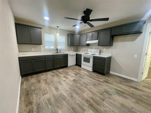 610 S 13th, Durant, OK 74701