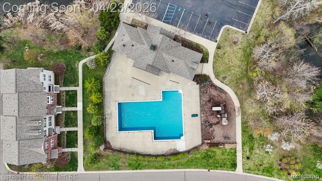 27949 Hopkins Drive, Novi, MI 48377