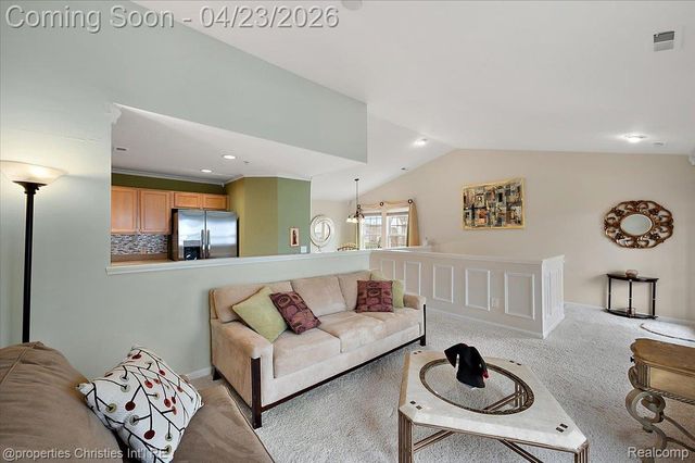 27949 Hopkins Drive, Novi, MI 48377