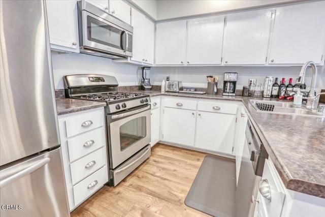 1127 Glenbridge Circle, Westlake Village, CA 91361