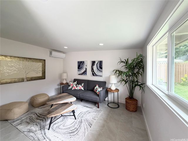 1225 Mokapu Boulevard, Kailua, HI 96734
