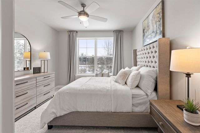 2221 Chase Drive 103, Howell, MI 48855