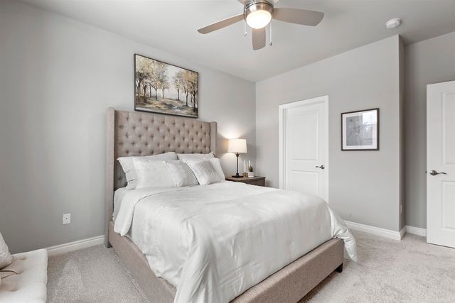 2221 Chase Drive 103, Howell, MI 48855