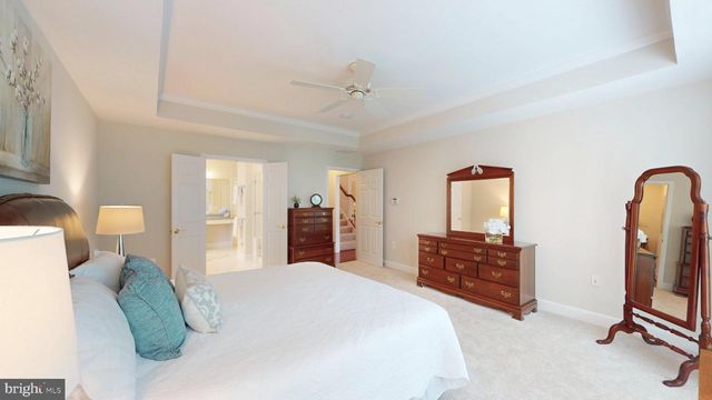 44480 BLUERIDGE MEADOWS DR, Ashburn, VA 20147
