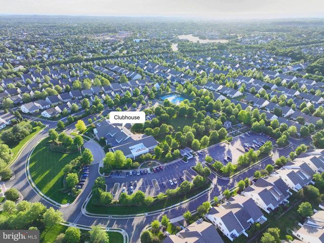 44480 BLUERIDGE MEADOWS DR, Ashburn, VA 20147