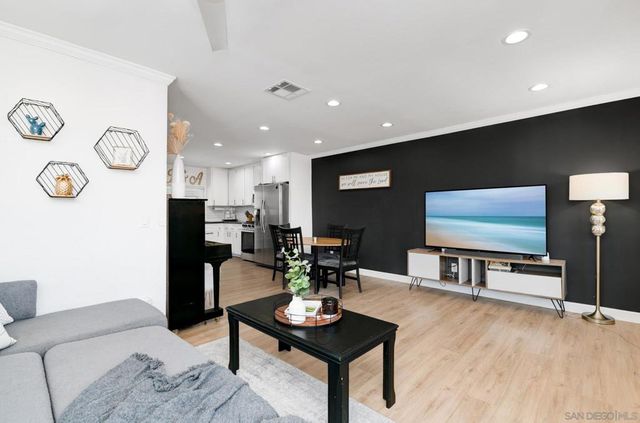 10791 Jeanne Terrace A, Santee, CA 92071