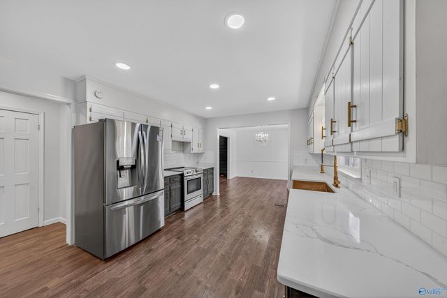 14077 Highway 231 S, Union Grove, AL 35175