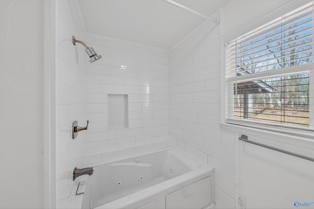 14077 Highway 231 S, Union Grove, AL 35175