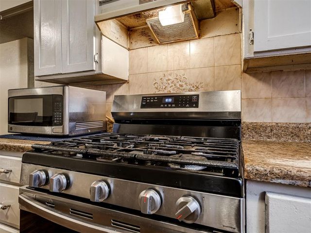 1016 Willow Brook Drive, Midwest City, OK 73110
