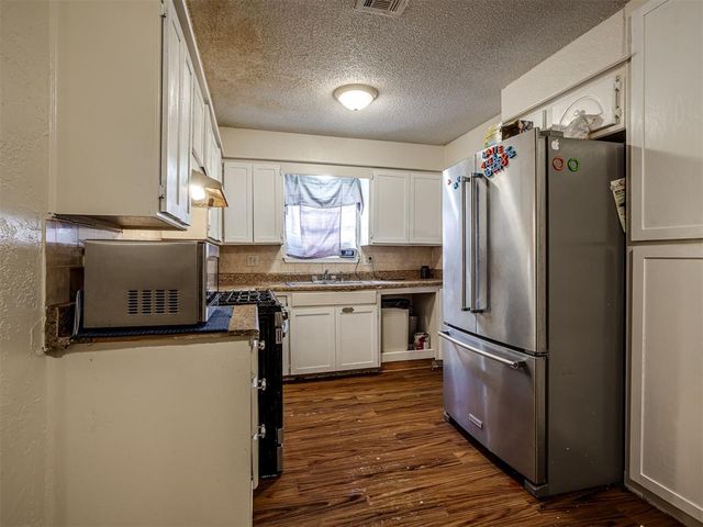 1016 Willow Brook Drive, Midwest City, OK 73110