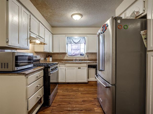 1016 Willow Brook Drive, Midwest City, OK 73110