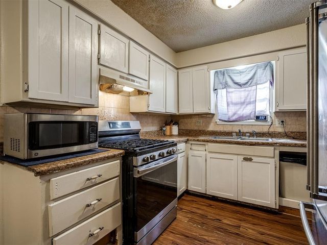 1016 Willow Brook Drive, Midwest City, OK 73110