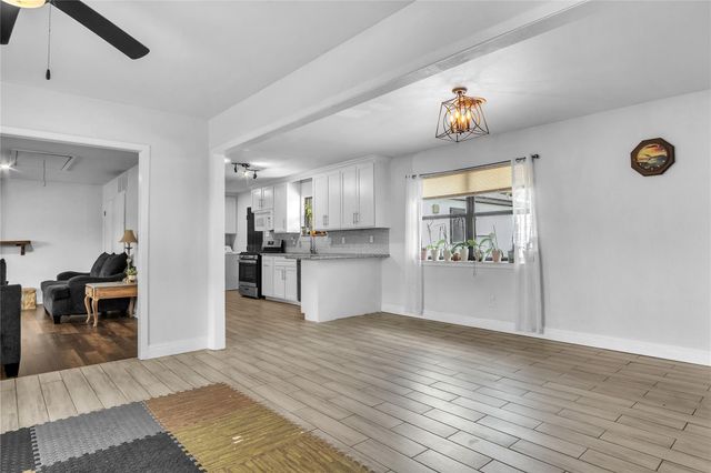 1103 Glenmore Drive, Pasadena, TX 77503